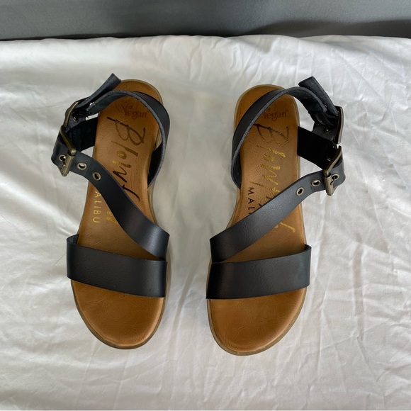 BLOWFISH Malibu Vegan Leather gladiator strap platform sandals w/ metal buckles - Picture 12 of 15